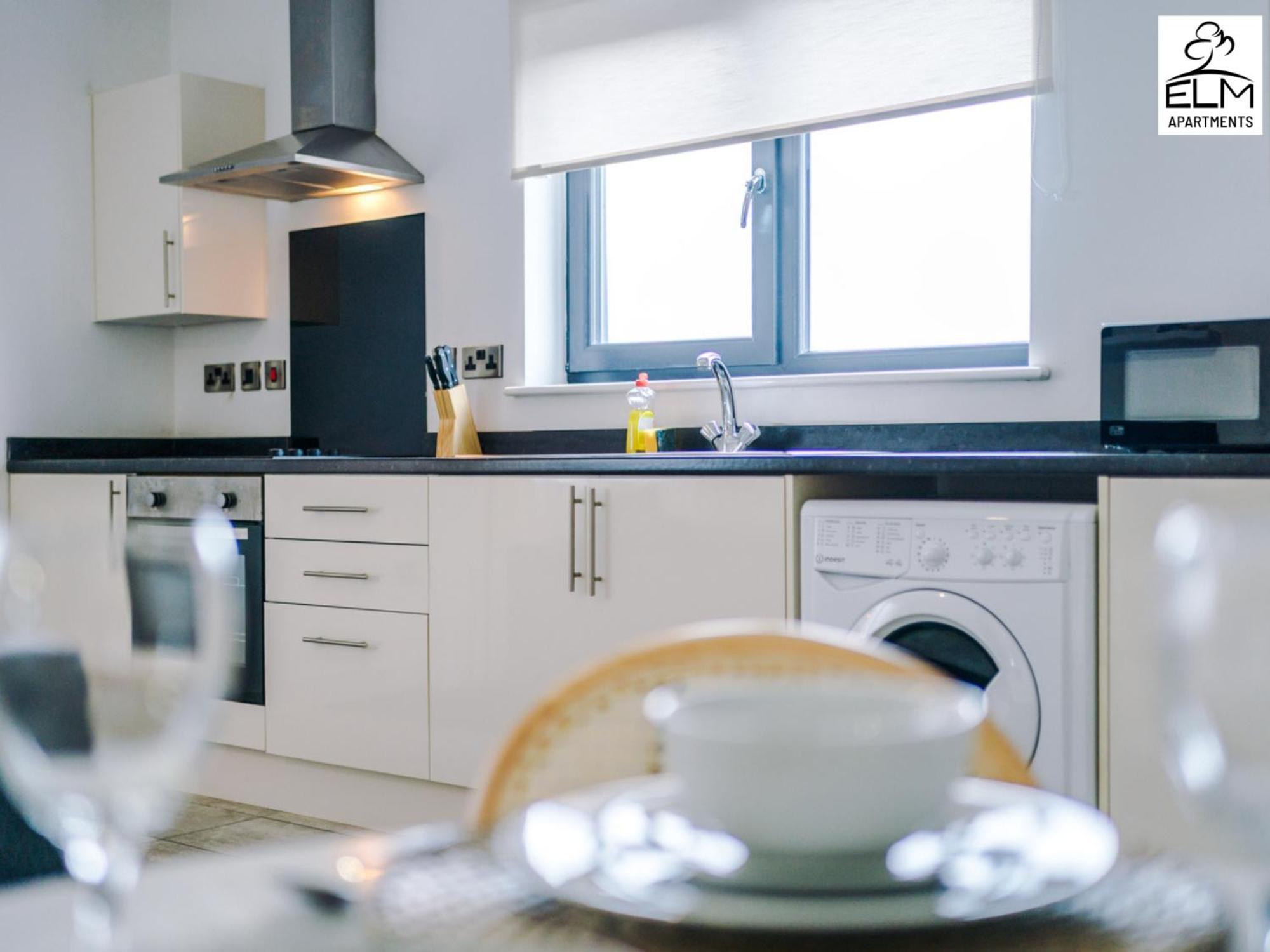 Elm Aparthotel , Collection Of Apartments Available Near Media City , Free Parking Manchester Eksteriør bilde